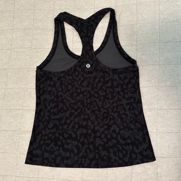 Lululemon Cool Racerback Short - Picture 5 of 5